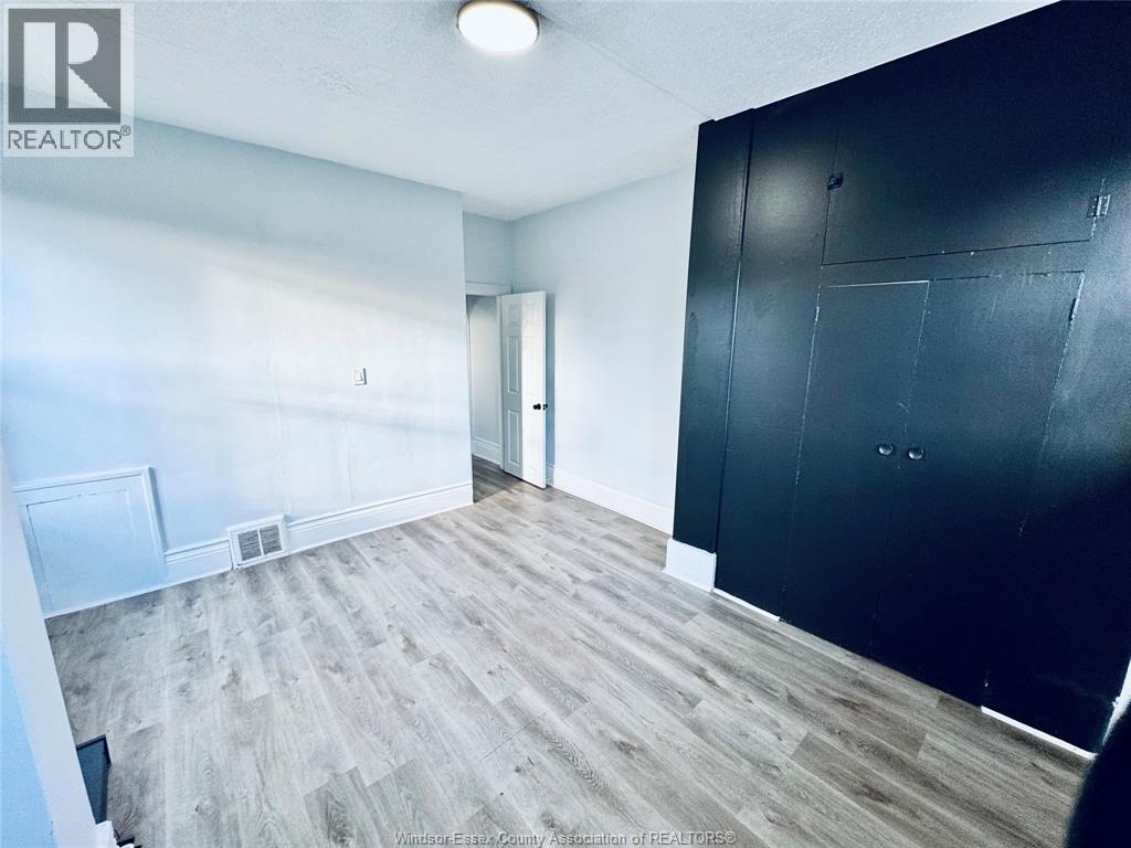 531 Langlois Avenue, Windsor, Ontario  N9A 2G3 - Photo 16 - 26001335