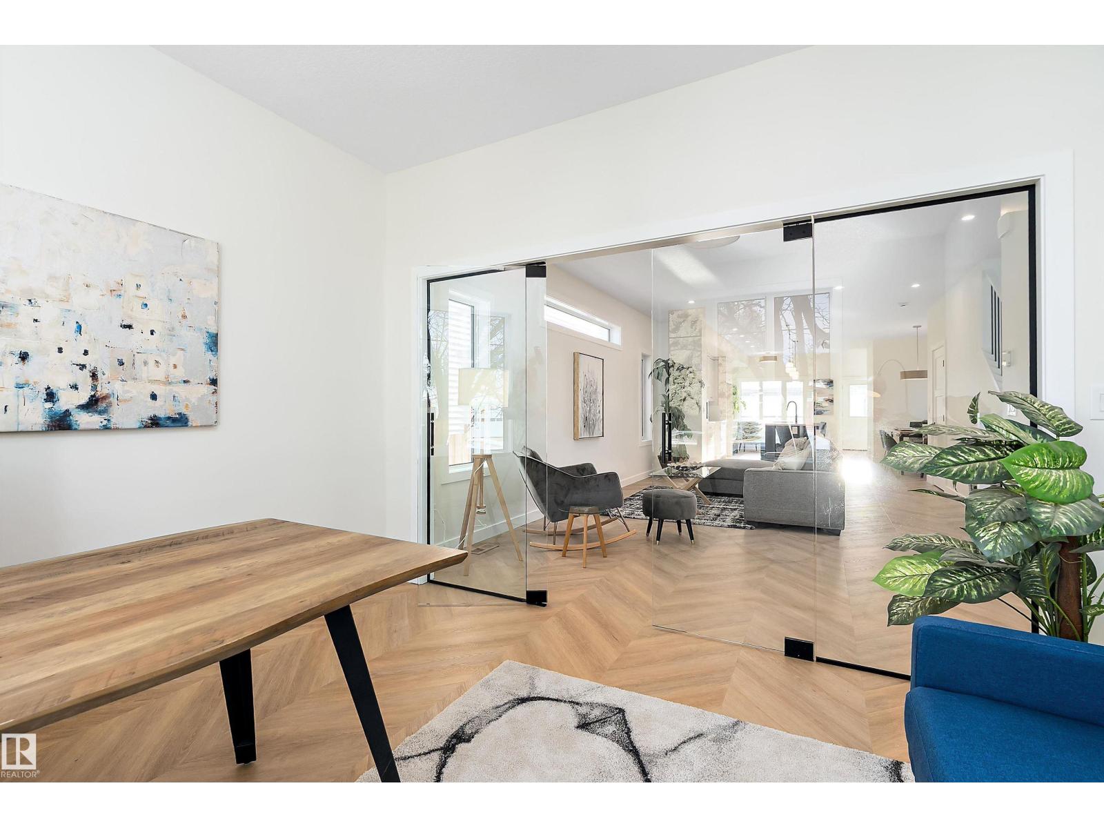 7509 Rowland Rd Nw, Edmonton, Alberta  T6A 3W4 - Photo 13 - E4470159