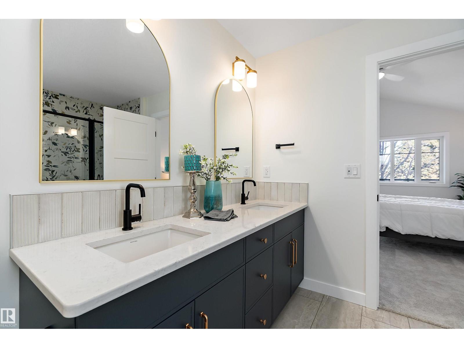 7509 Rowland Rd Nw, Edmonton, Alberta  T6A 3W4 - Photo 27 - E4470159