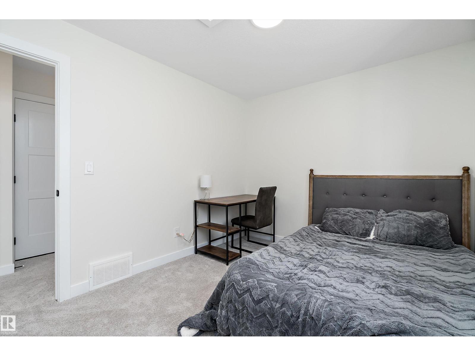 7509 Rowland Rd Nw, Edmonton, Alberta  T6A 3W4 - Photo 36 - E4470159