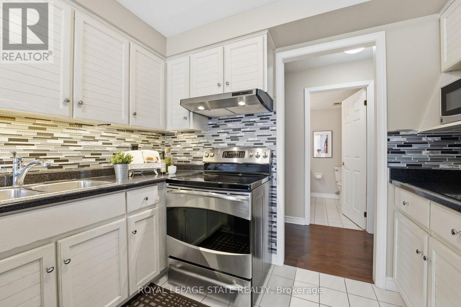 5e - 67 Caroline Street S, Hamilton, Ontario  L8P 3K6 - Photo 6 - X12704552