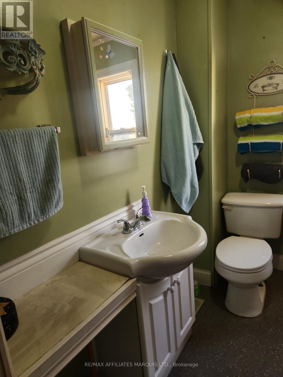 39 Duncan Street, Cornwall, Ontario  K6H 1H4 - Photo 7 - X12704630