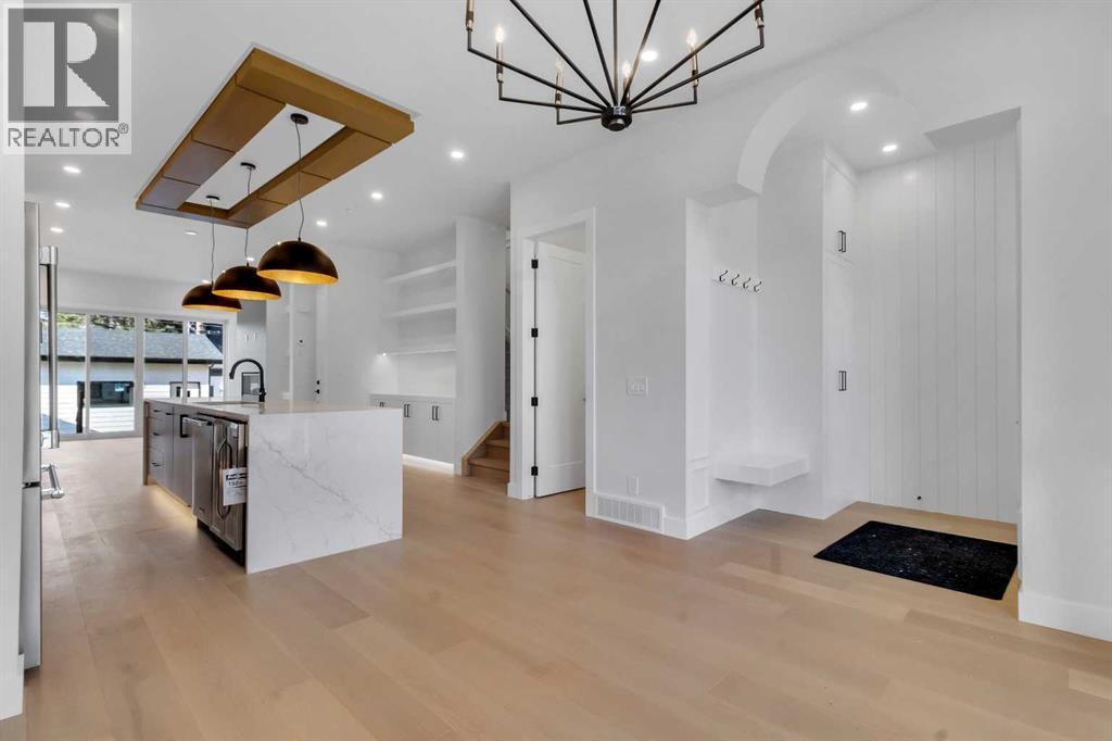 644 25 Avenue Nw, Calgary, Alberta  T2M 2A9 - Photo 12 - A2279867