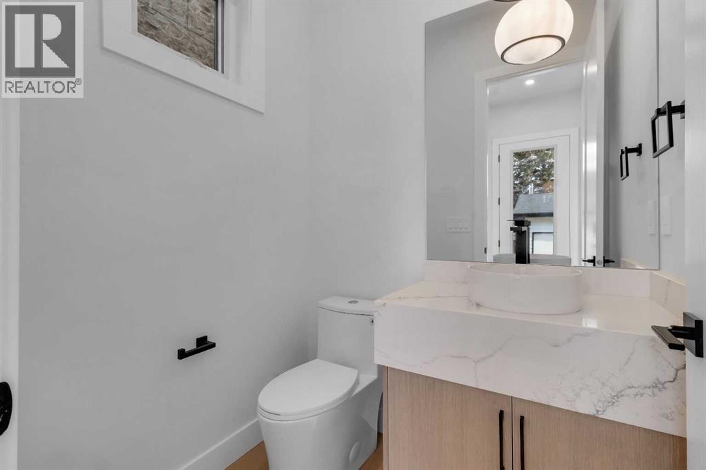 644 25 Avenue Nw, Calgary, Alberta  T2M 2A9 - Photo 27 - A2279867