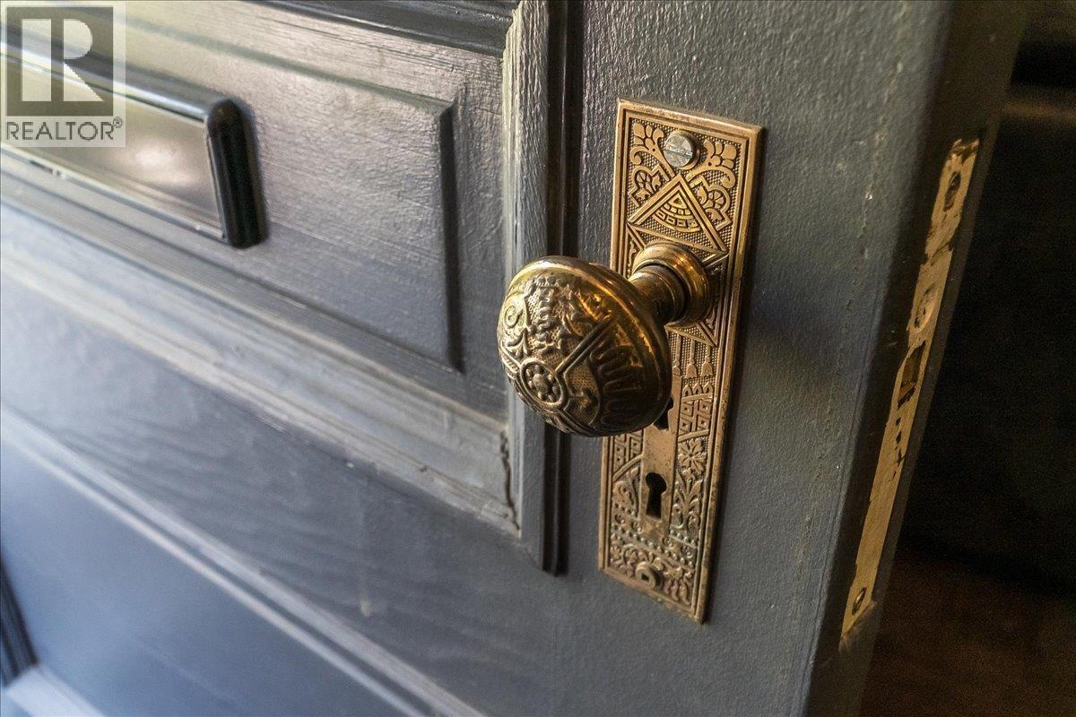 922 Front Street, Nelson, British Columbia  V1L 4C2 - Photo 14 - 10373046