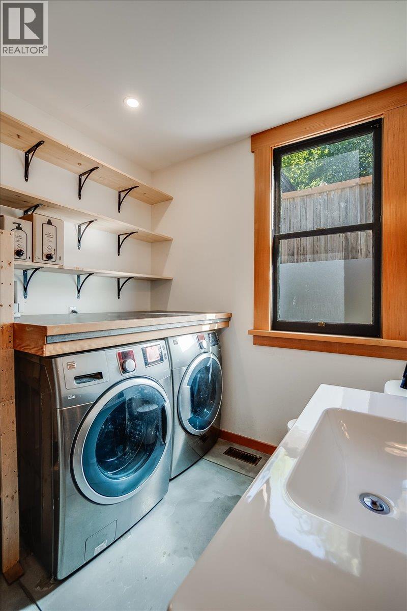 922 Front Street, Nelson, British Columbia  V1L 4C2 - Photo 73 - 10373046