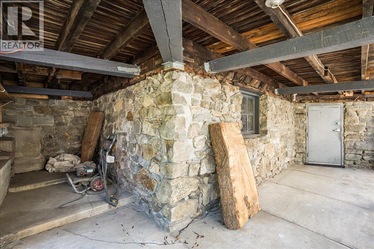 922 Front Street, Nelson, British Columbia  V1L 4C2 - Photo 80 - 10373046