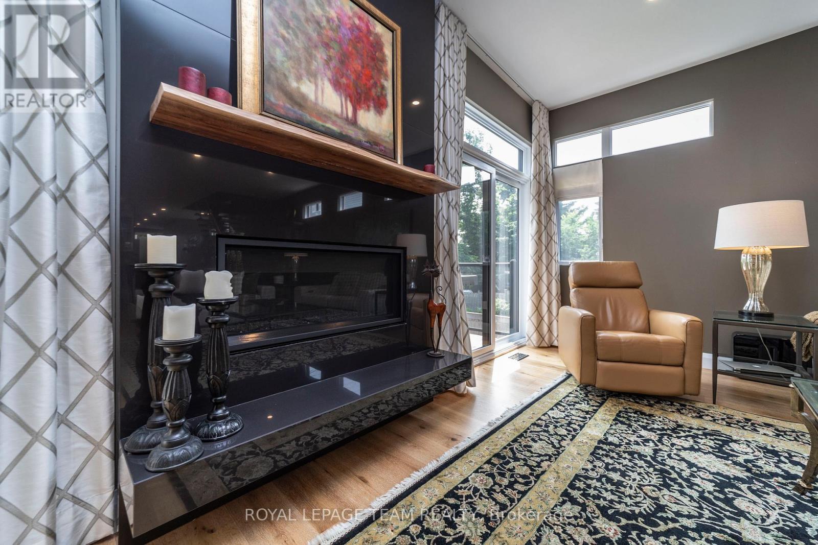 51 Aylen Avenue, Ottawa, Ontario  K2A 3P6 - Photo 14 - X12704340