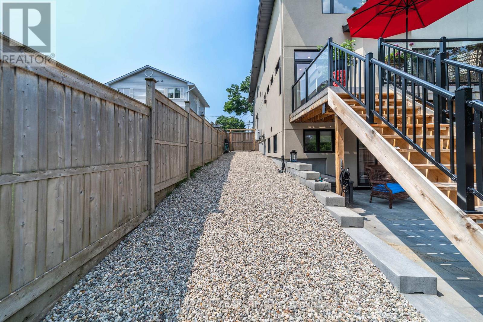 51 Aylen Avenue, Ottawa, Ontario  K2A 3P6 - Photo 41 - X12704340