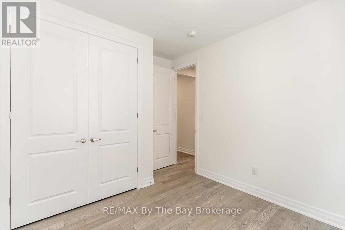 3 Rosanne Circle, Wasaga Beach, Ontario  L9Z 0N4 - Photo 19 - S12704670