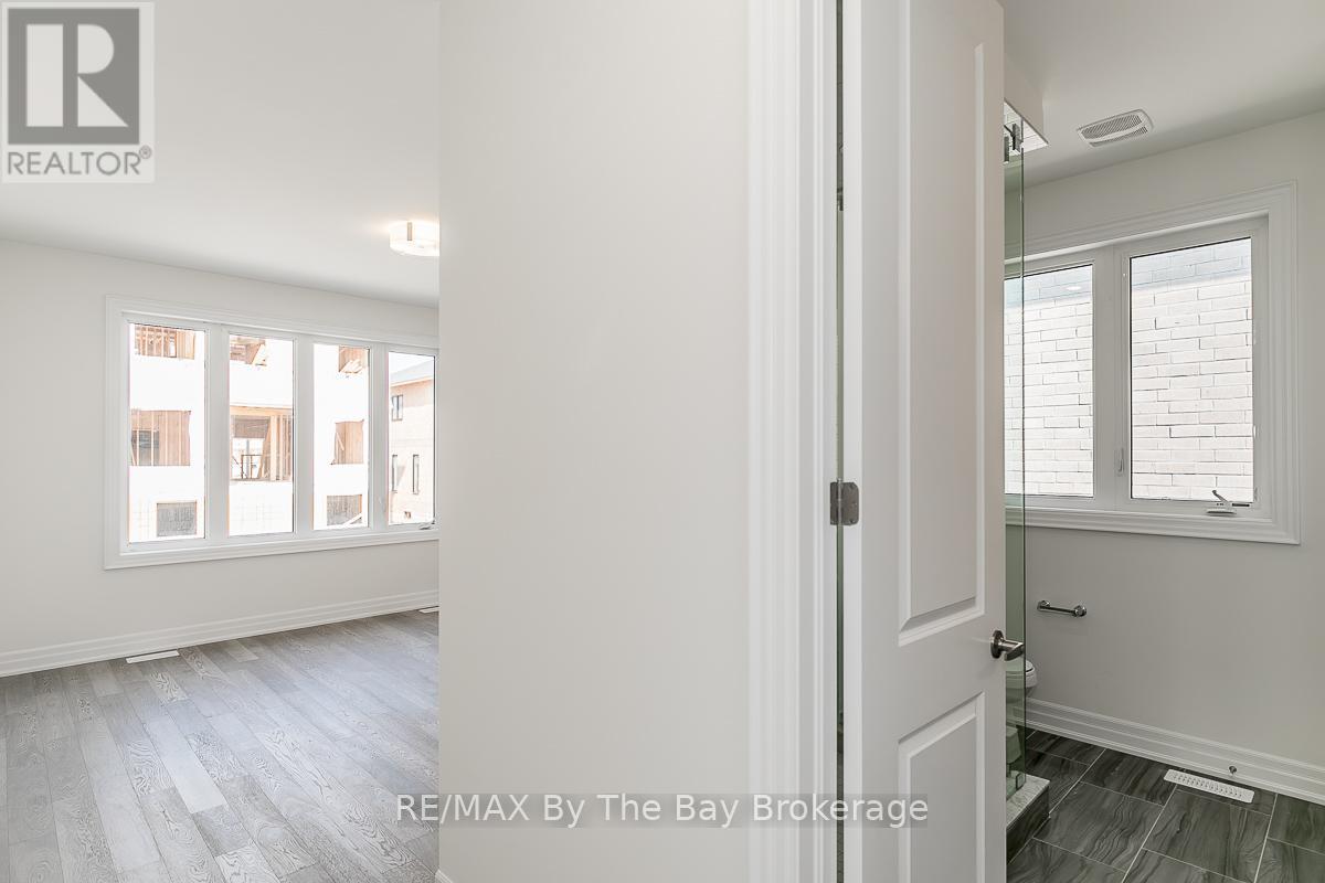 3 Rosanne Circle, Wasaga Beach, Ontario  L9Z 0N4 - Photo 20 - S12704670