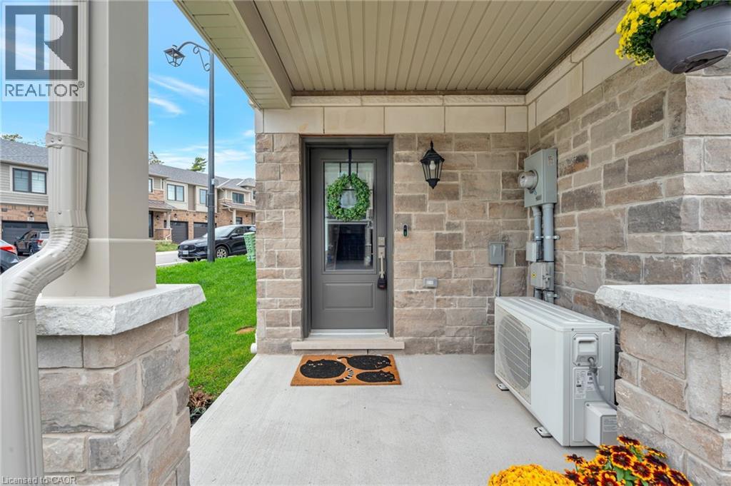 10 Birmingham Drive Unit# 117, Cambridge, Ontario  N1R 0C6 - Photo 3 - 40799127