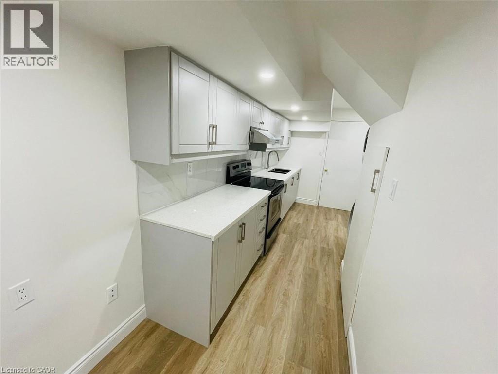 303 Oprington Place Unit# Lower, Kitchener, Ontario  N2N 3P3 - Photo 3 - 40798397