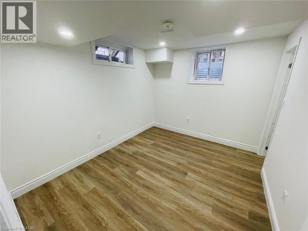 303 Oprington Place Unit# Lower, Kitchener, Ontario  N2N 3P3 - Photo 5 - 40798397