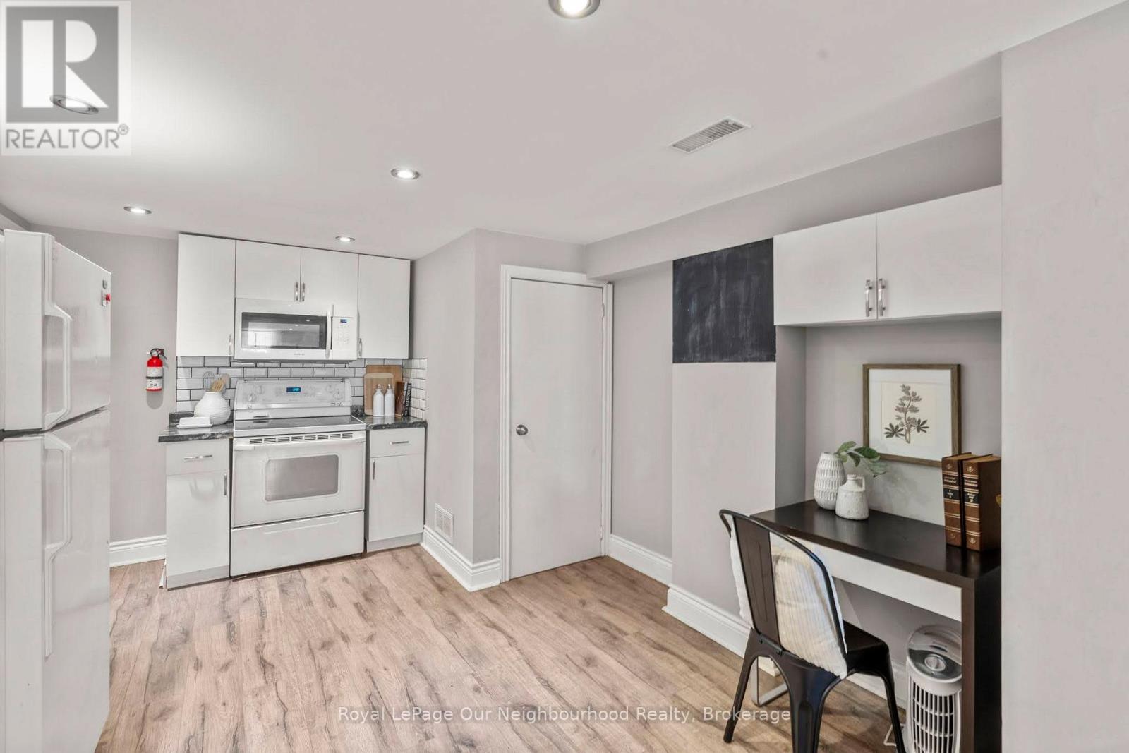 Bsmt - 144 Thickson Road N, Whitby, Ontario  L1N 3R2 - Photo 15 - E12704702