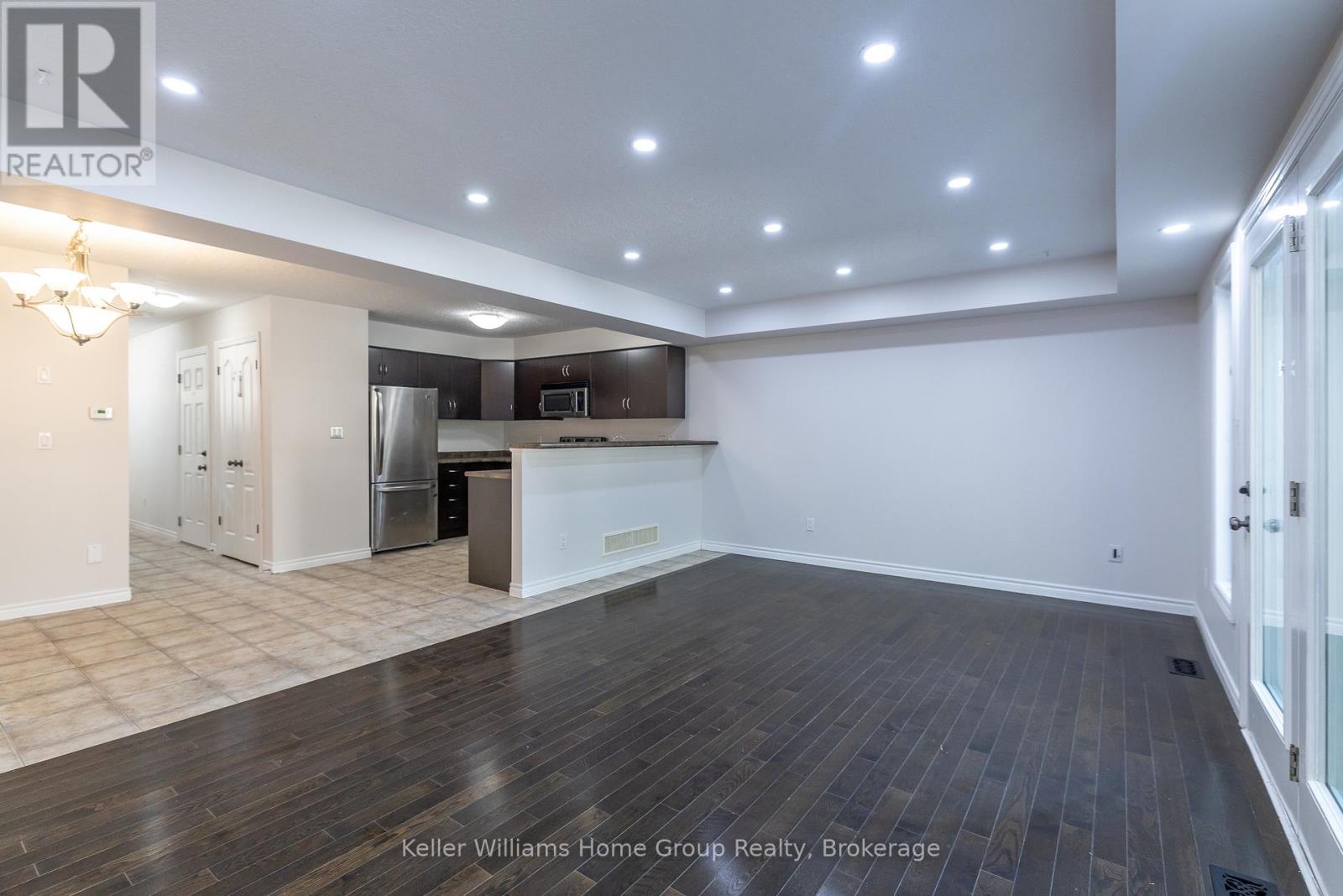 35 Amsterdam Cres, Guelph, Ontario  N1L 0G2 - Photo 13 - X12704764