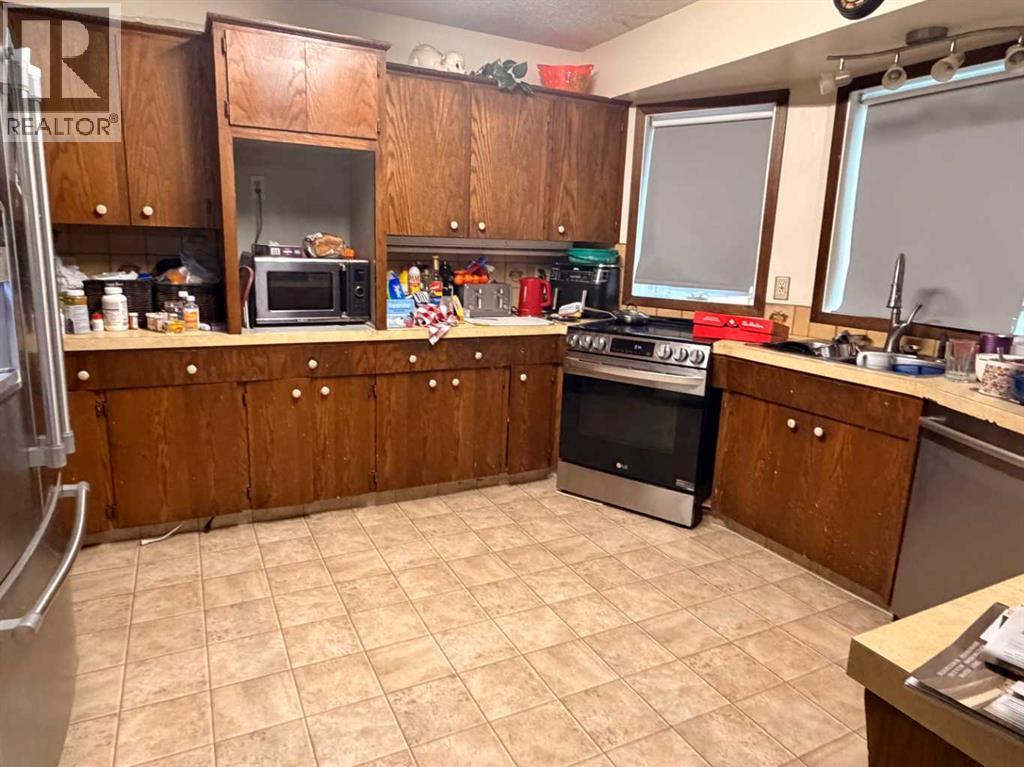 5214 38 Avenue, Taber, Alberta  T1G 1B8 - Photo 7 - A2278719