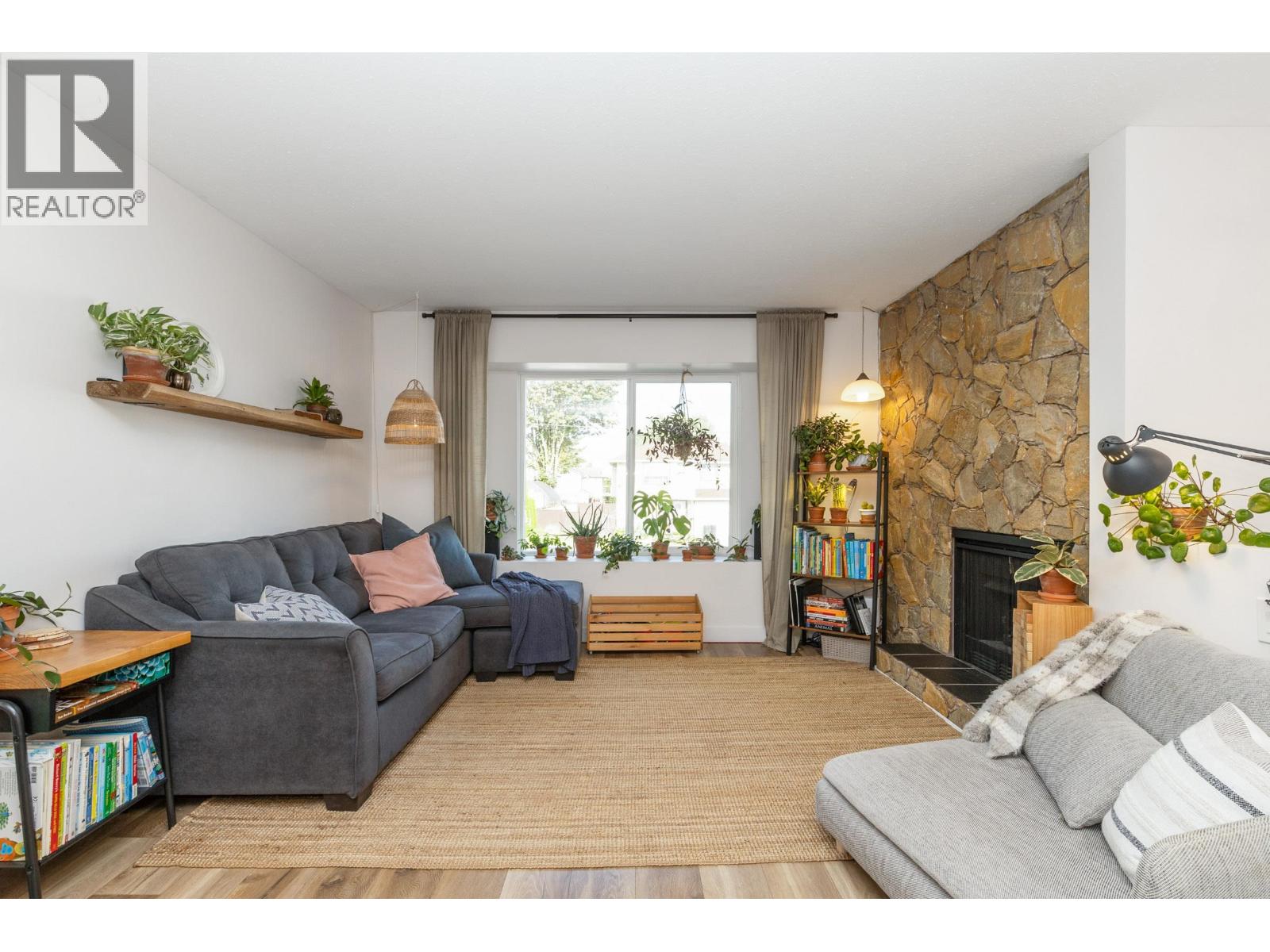 20350 Ospring Street, Maple Ridge, British Columbia  V2X 1K6 - Photo 10 - R3076376