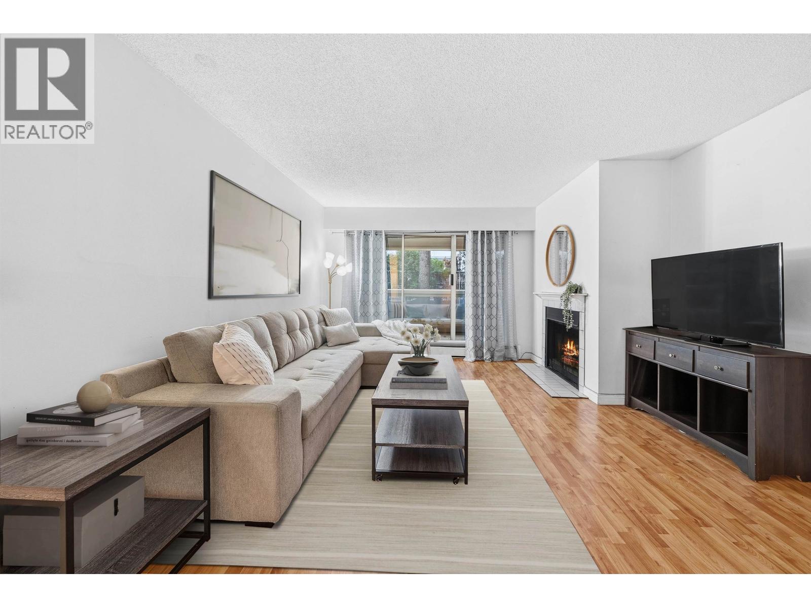 105 932 ROBINSON STREET, Coquitlam, British Columbia