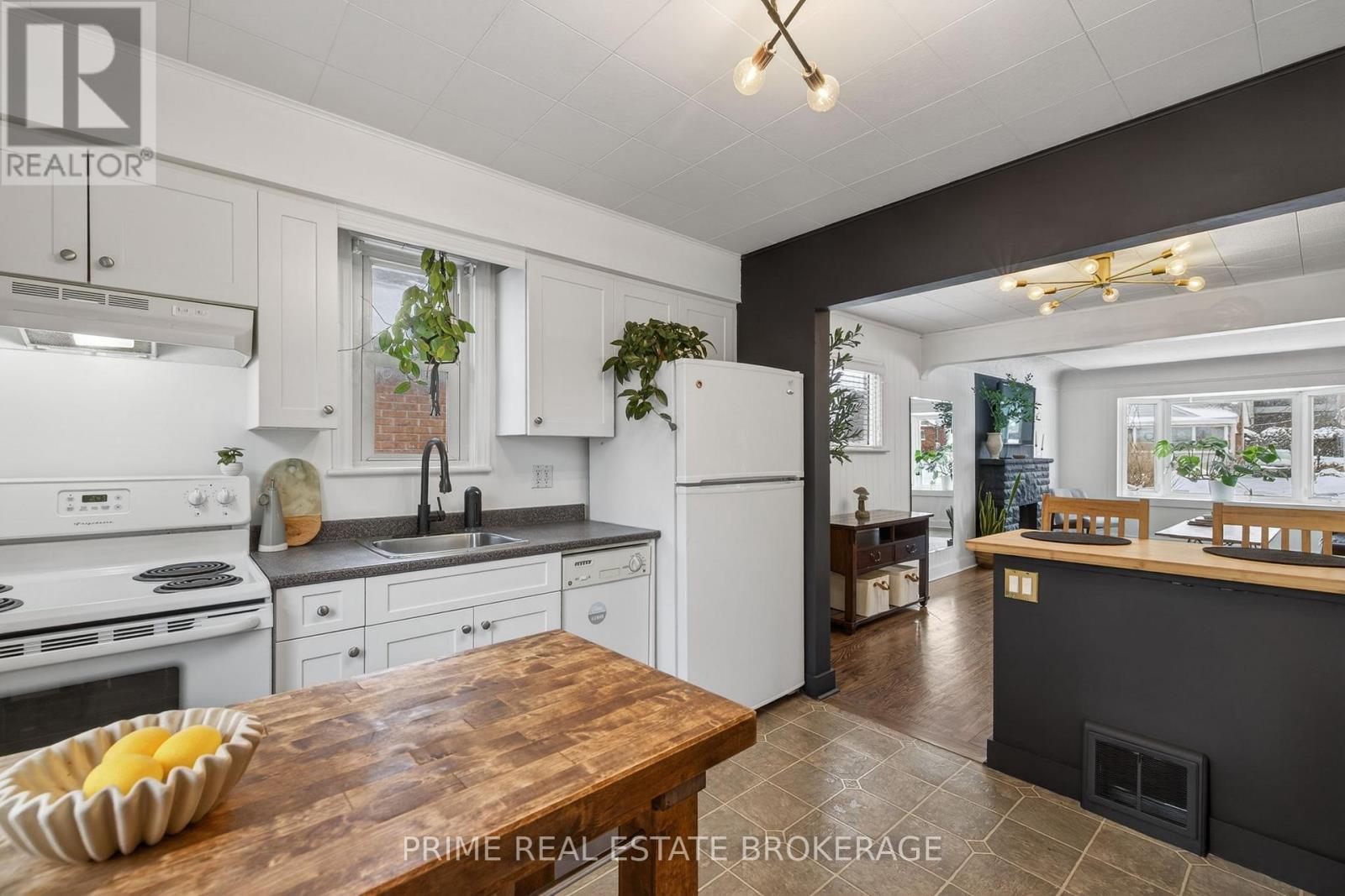 652 Percy Street, London South, Ontario  N6C 2L7 - Photo 17 - X12704732