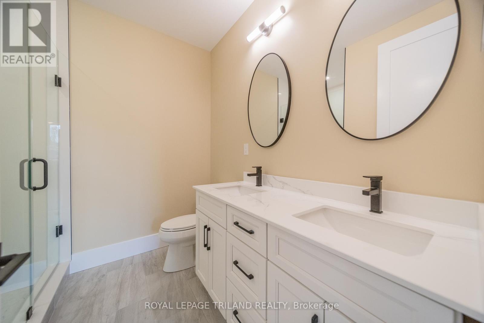 24 Brooklawn Drive, Lambton Shores, Ontario  N0M 1T0 - Photo 26 - X12704790