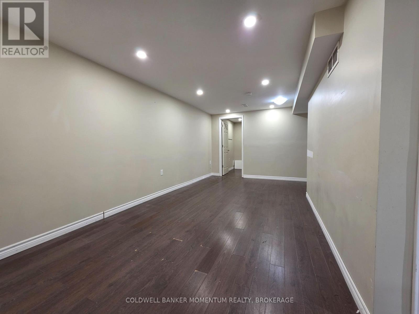 7 Terrama Court, St. Catharines, Ontario  L2S 3X1 - Photo 18 - X12704656