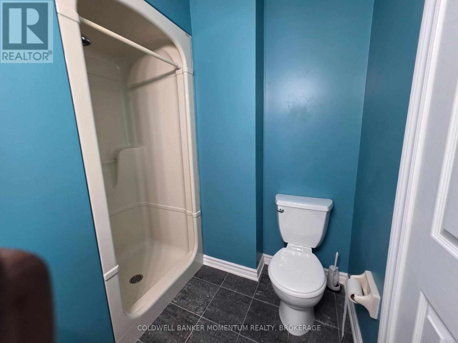 7 Terrama Court, St. Catharines, Ontario  L2S 3X1 - Photo 9 - X12704656