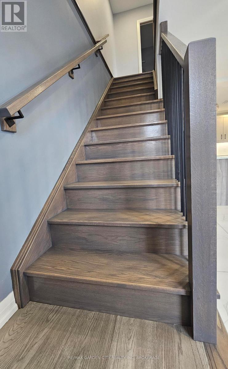 5 Cunningham Street, Thorold, Ontario  L2V 3K6 - Photo 10 - X12704742