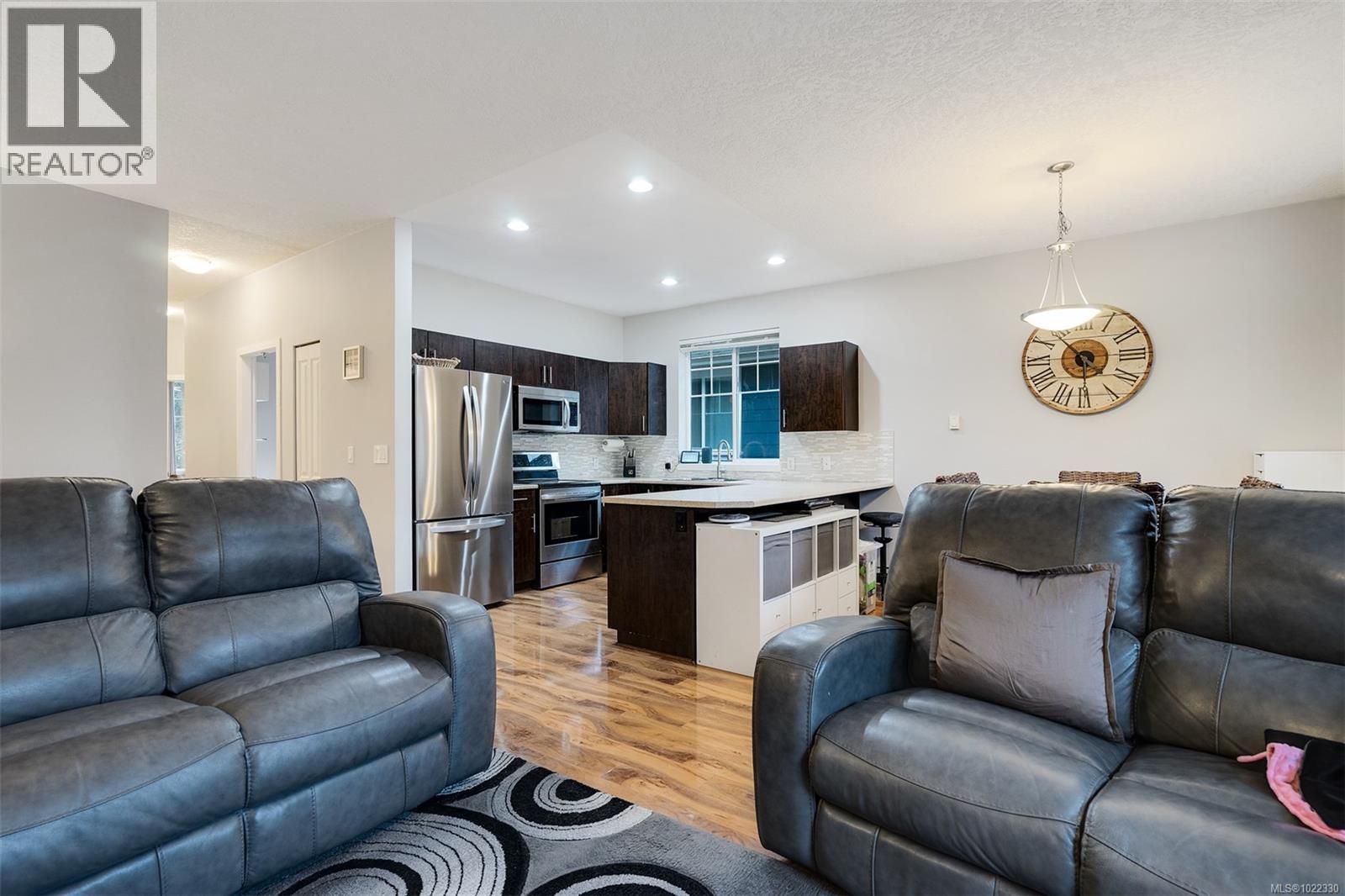 3593 Kinetic Crt, Langford, British Columbia  V9C 0E9 - Photo 12 - 1022330