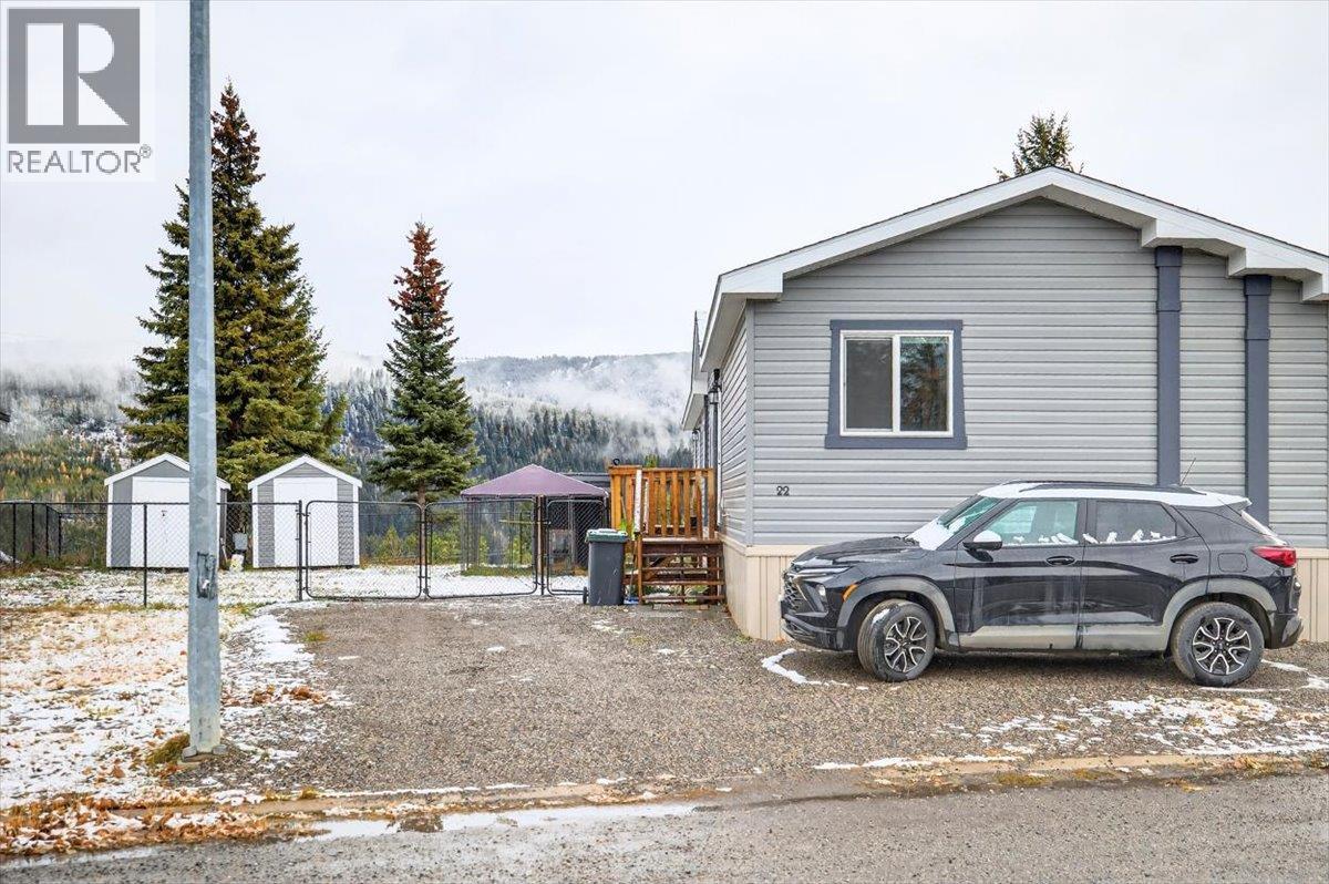 22 Wilderness Heights Drive, Elkford, British Columbia  V0B 1H0 - Photo 41 - 10373017