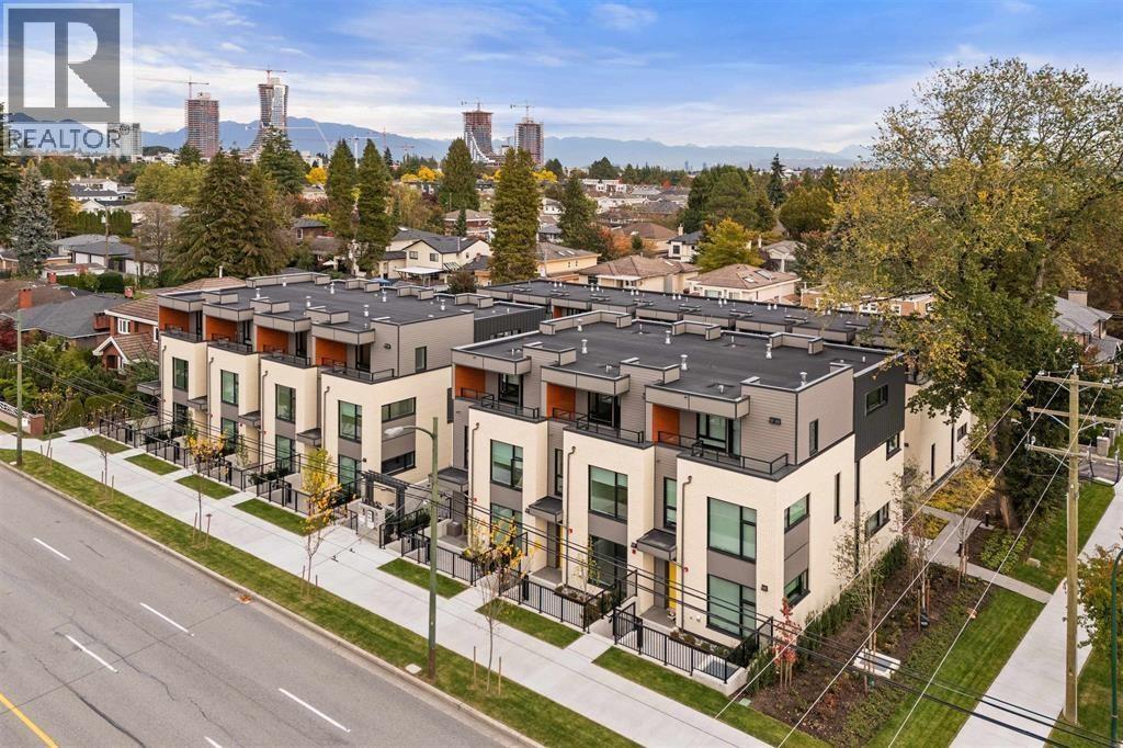 3 6768 OAK STREET, Vancouver, British Columbia