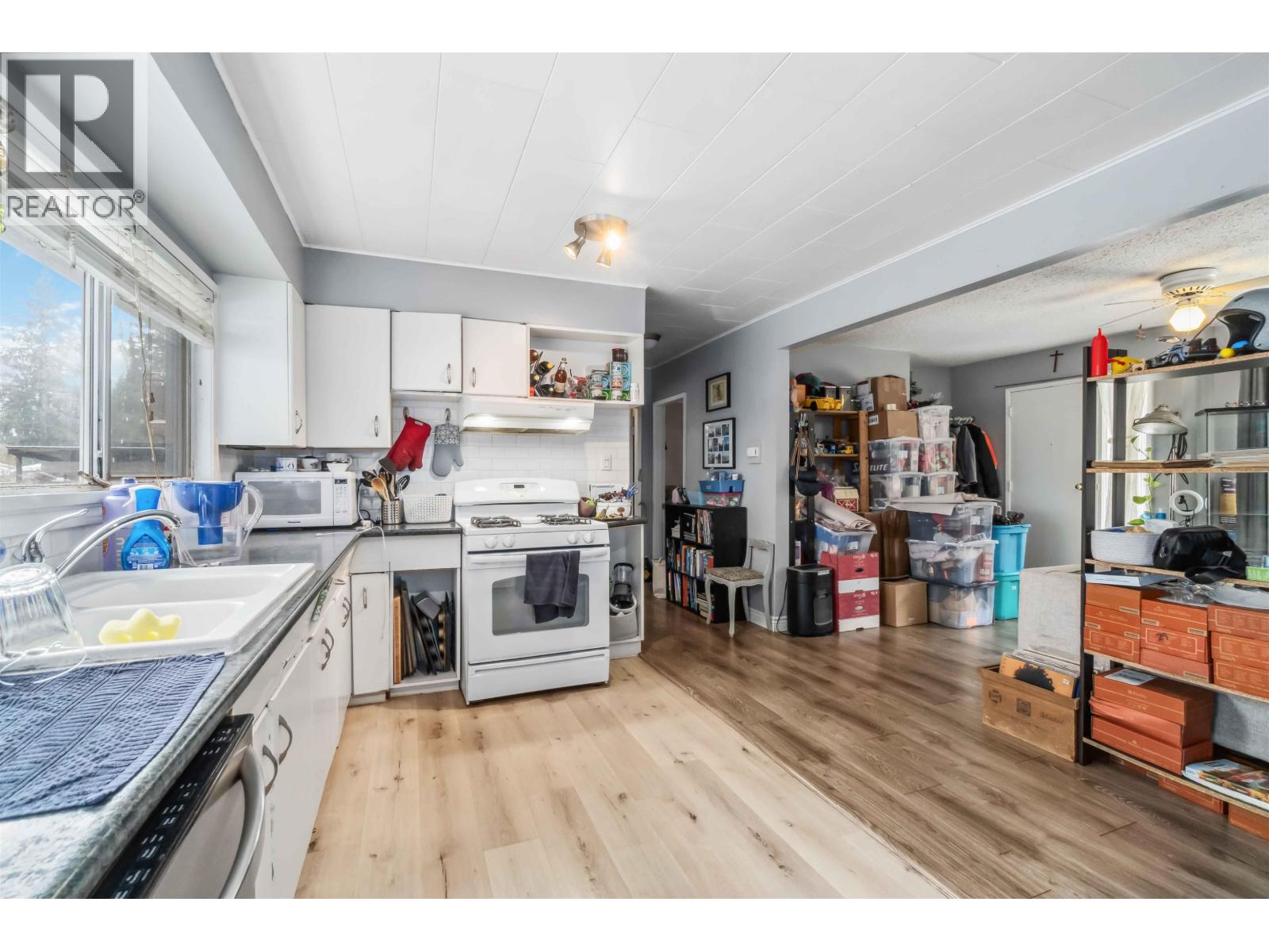 3684 Cedar Drive, Port Coquitlam, British Columbia  V3B 3C9 - Photo 11 - R3080312