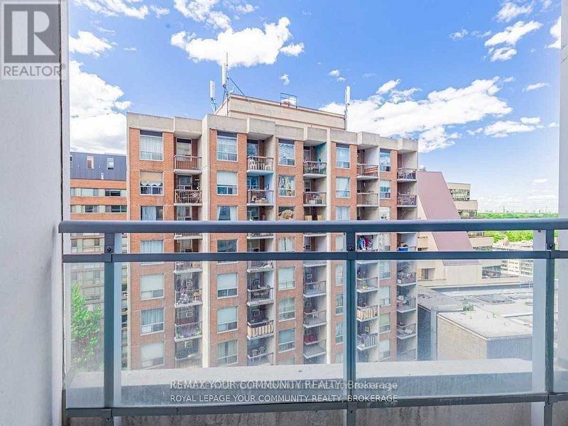 1101 - 8 Scollard Street, Toronto, Ontario  M5R 1M2 - Photo 14 - C12704780