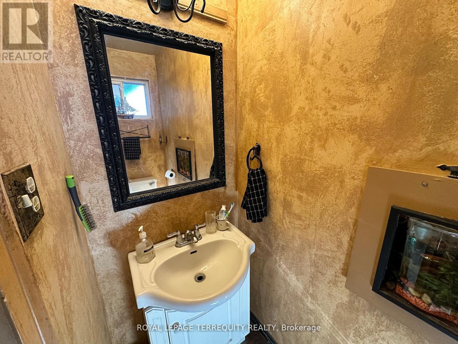 527 Carmello Court, Pickering, Ontario  L1W 2Z4 - Photo 32 - E12704638