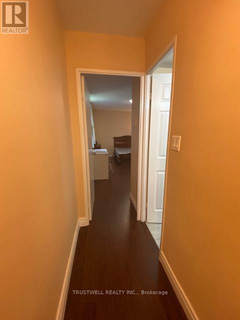 519 - 1 Massey Square, Toronto, Ontario  M4C 5L4 - Photo 9 - E12704798