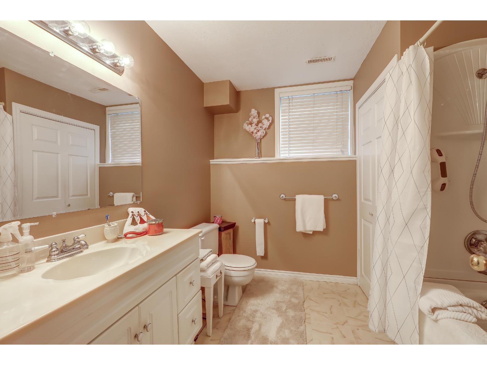 16932 60a Avenue, Surrey, British Columbia  V3S 8X5 - Photo 31 - R3080331