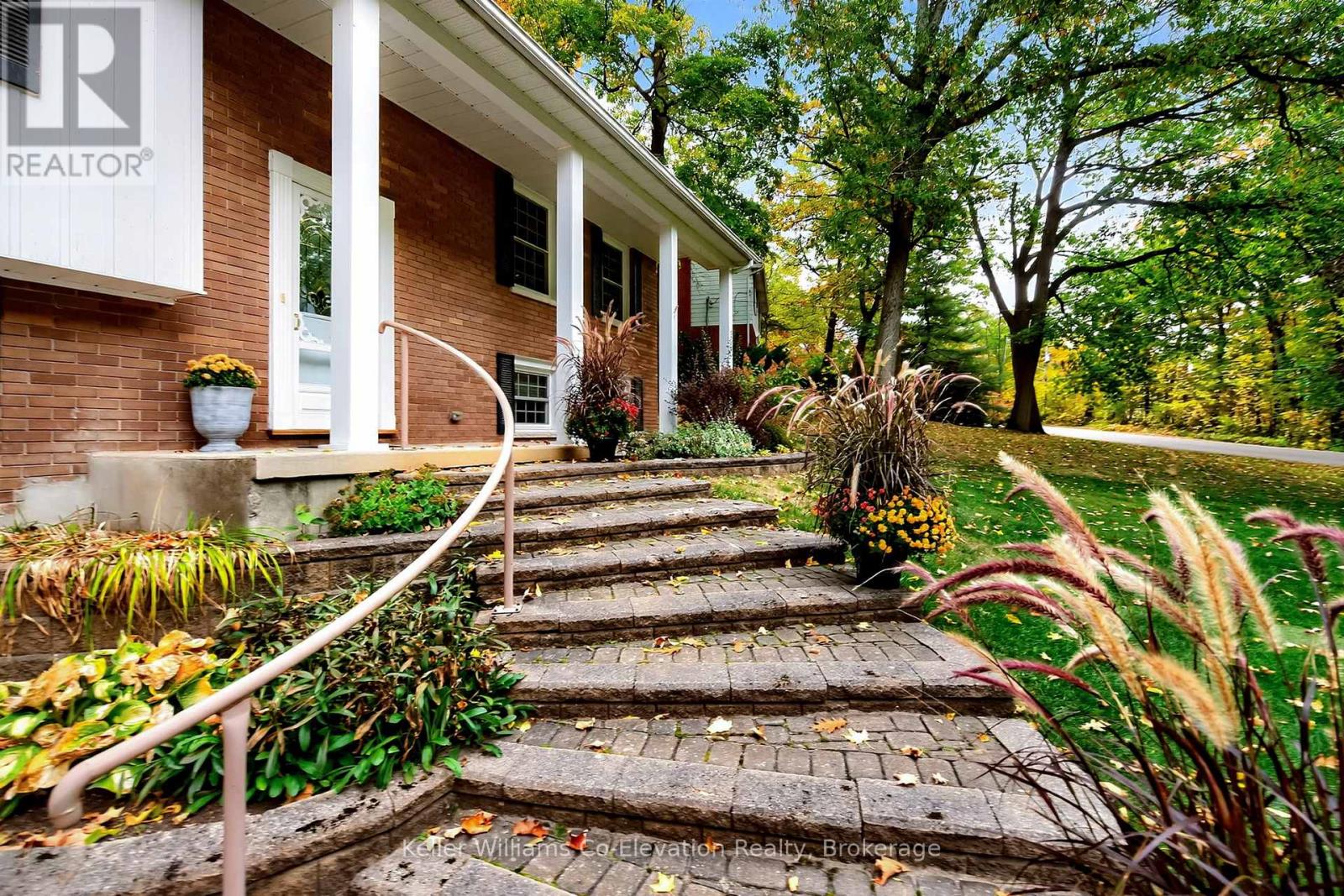 816 Portage Park Lane, Midland, Ontario  L4R 5G3 - Photo 4 - S12468857