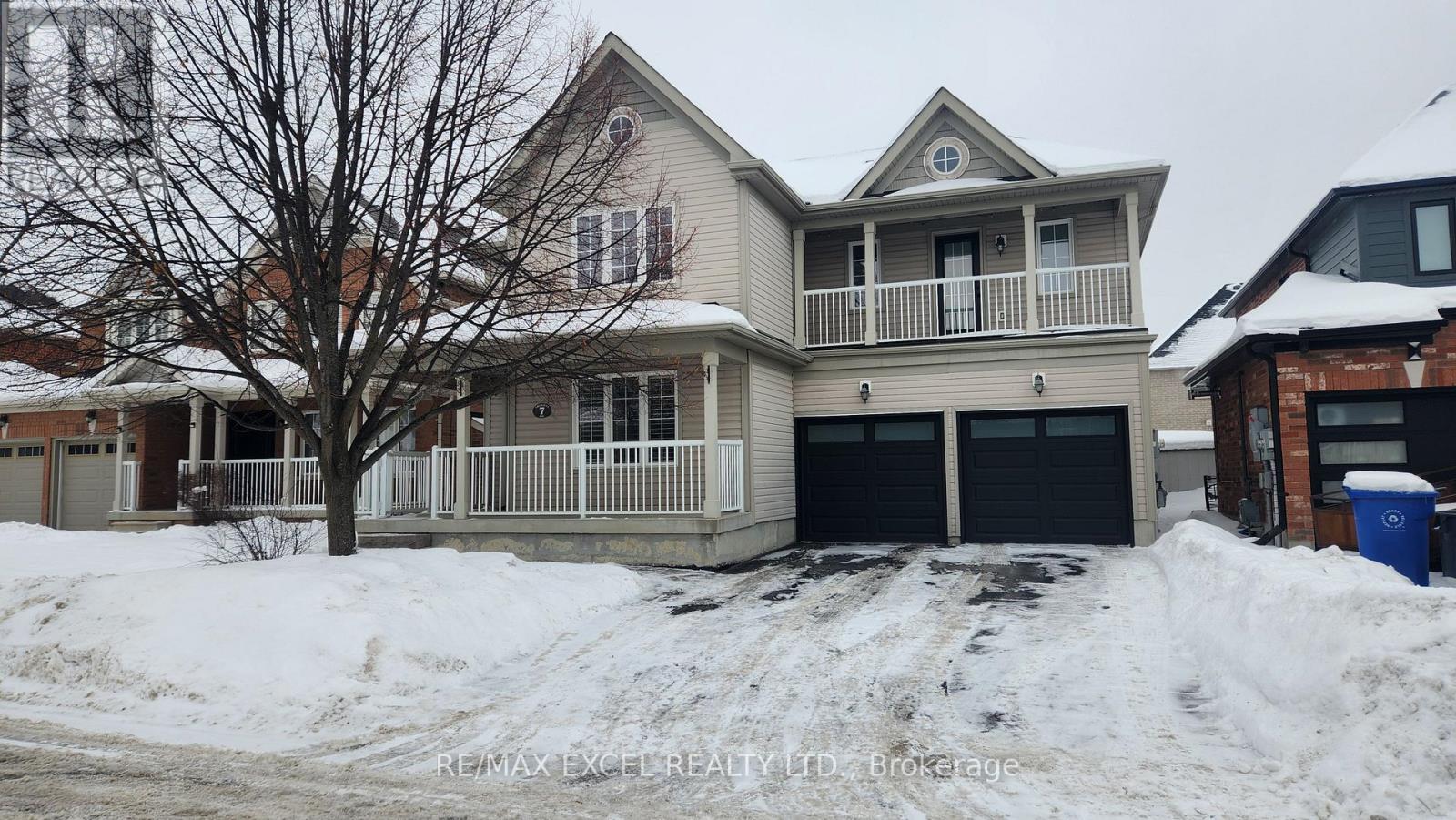 7 TRUSCOTT AVENUE, Georgina, Ontario