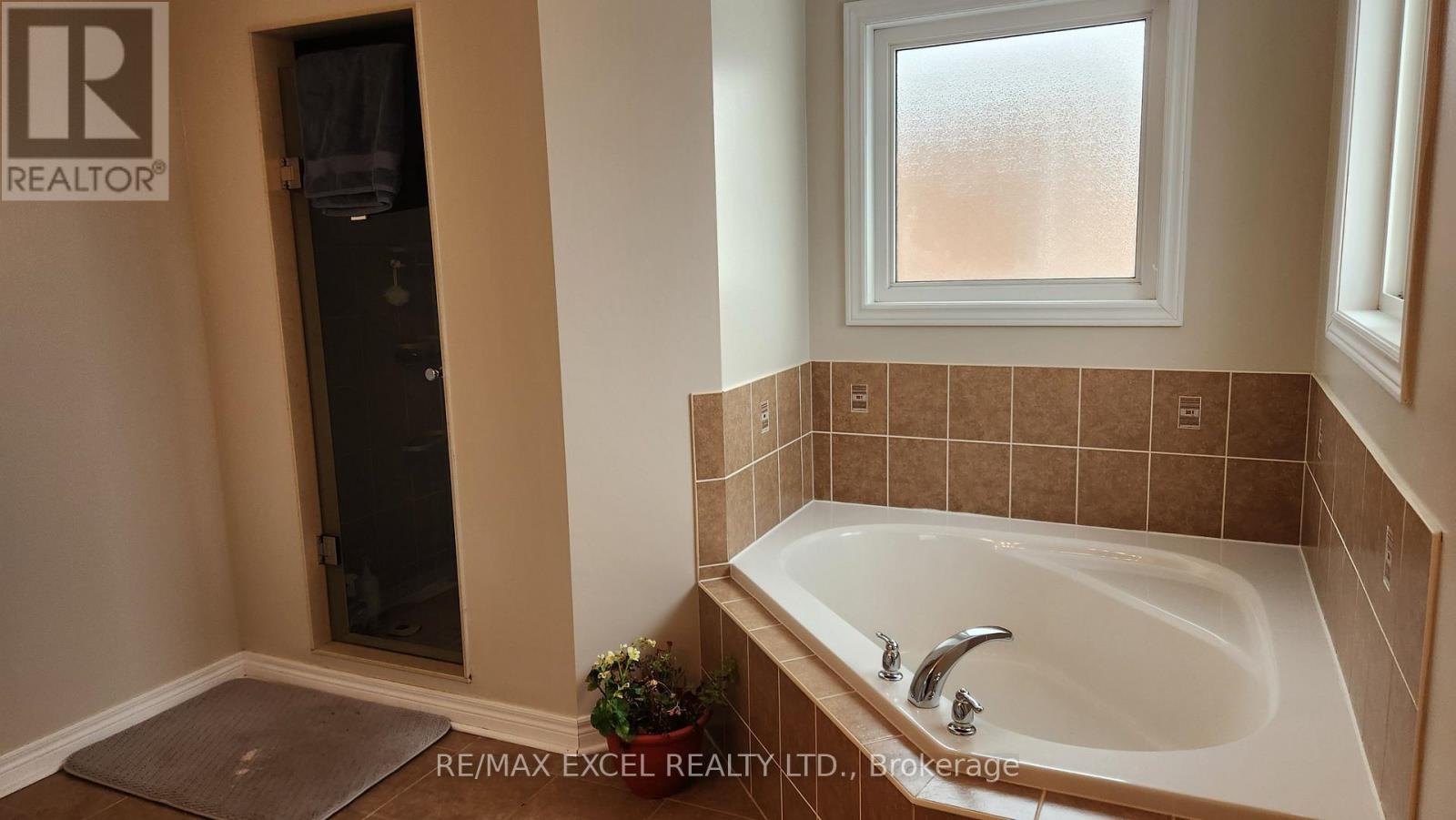 7 Truscott Avenue, Georgina, Ontario  L4P 0B3 - Photo 22 - N12704648