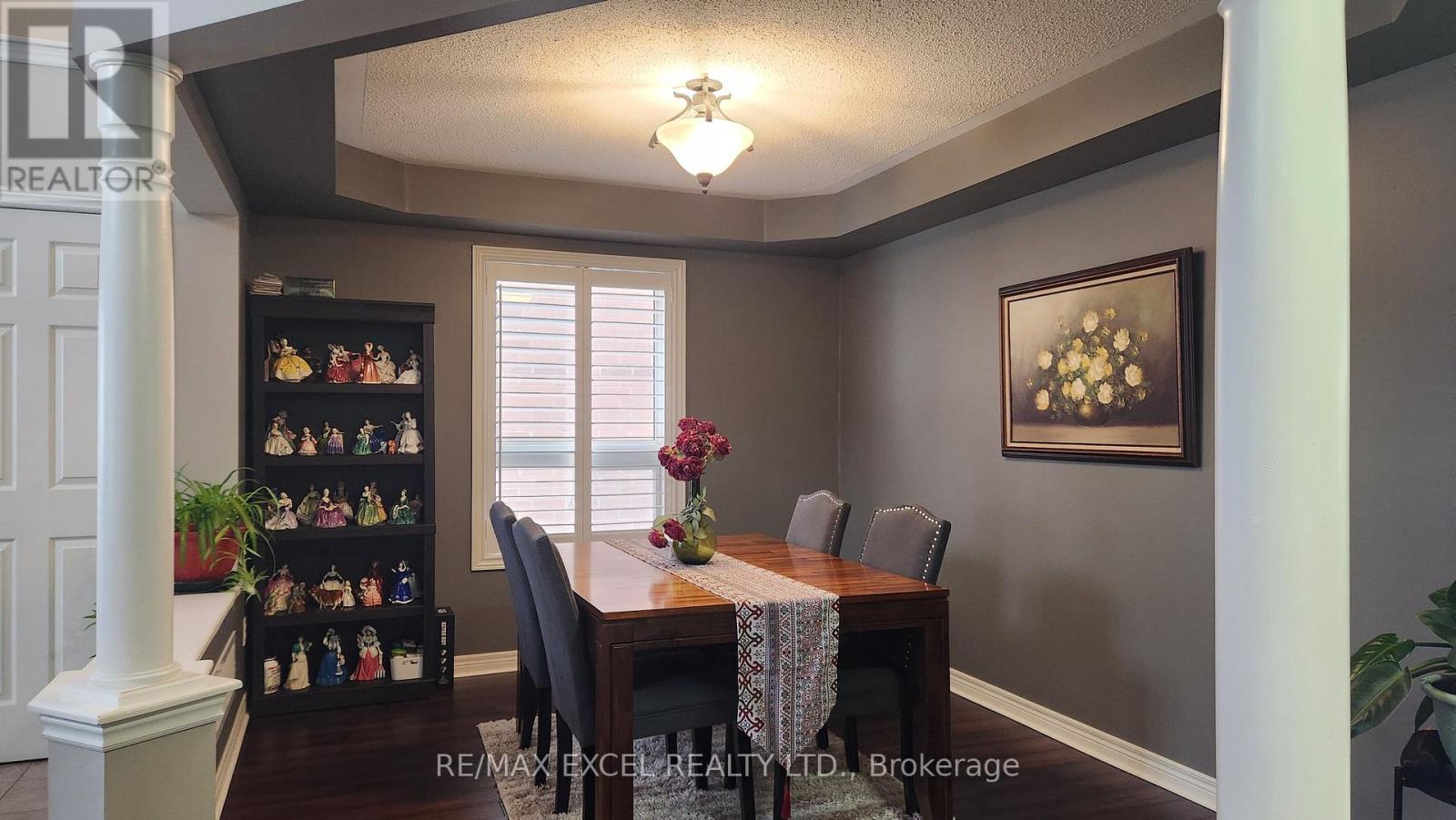 7 Truscott Avenue, Georgina, Ontario  L4P 0B3 - Photo 4 - N12704648