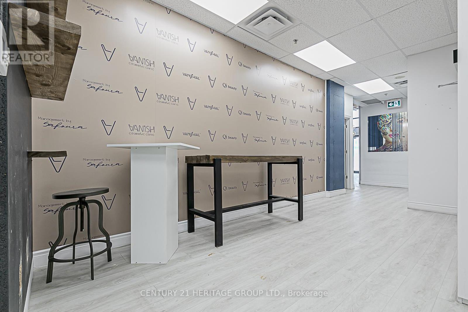 Level 1, Unit 1 ( Nw-1) - 9201 Yonge Street, Richmond Hill, Ontario  L4C 1H9 - Photo 11 - N12704668