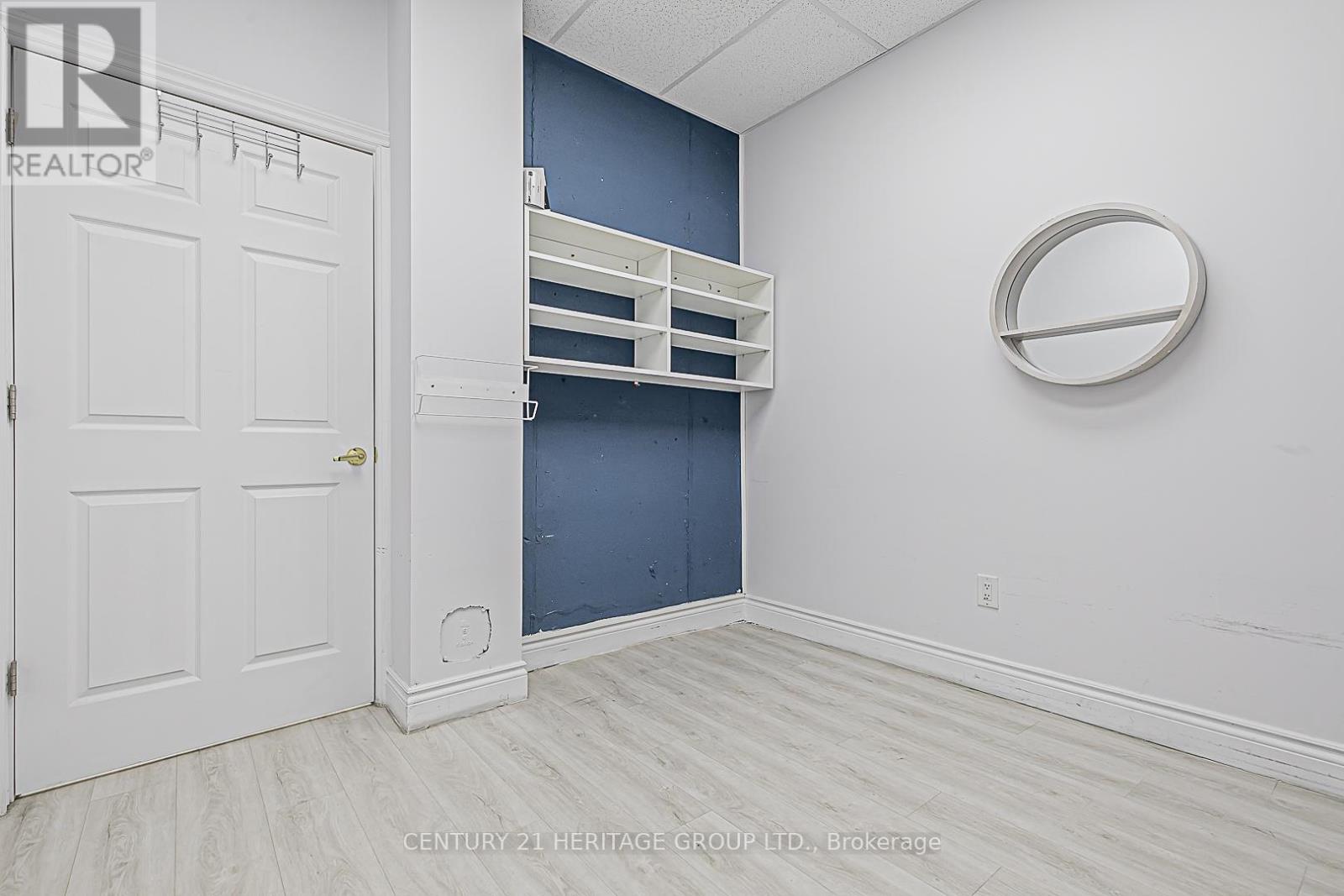 Level 1, Unit 1 ( Nw-1) - 9201 Yonge Street, Richmond Hill, Ontario  L4C 1H9 - Photo 18 - N12704668