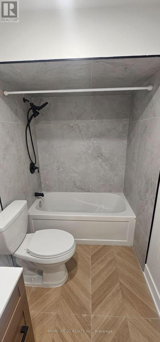 281 Blue Dasher Boulevard, Bradford West Gwillimbury, Ontario  L3Z 4H8 - Photo 10 - N12704676