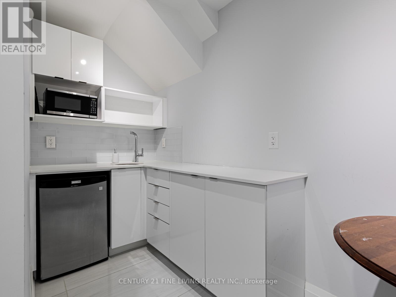 5 - 53 Woodstream Boulevard, Vaughan, Ontario  L4L 7Y8 - Photo 8 - N12704818