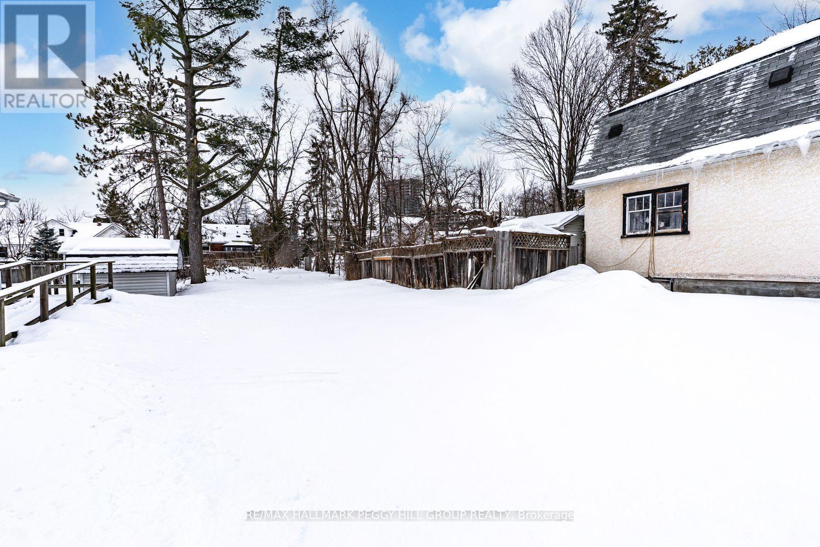 Plan 13 Parts 1 & 2 East Street, Barrie, Ontario  L4M 2N4 - Photo 2 - S12704840