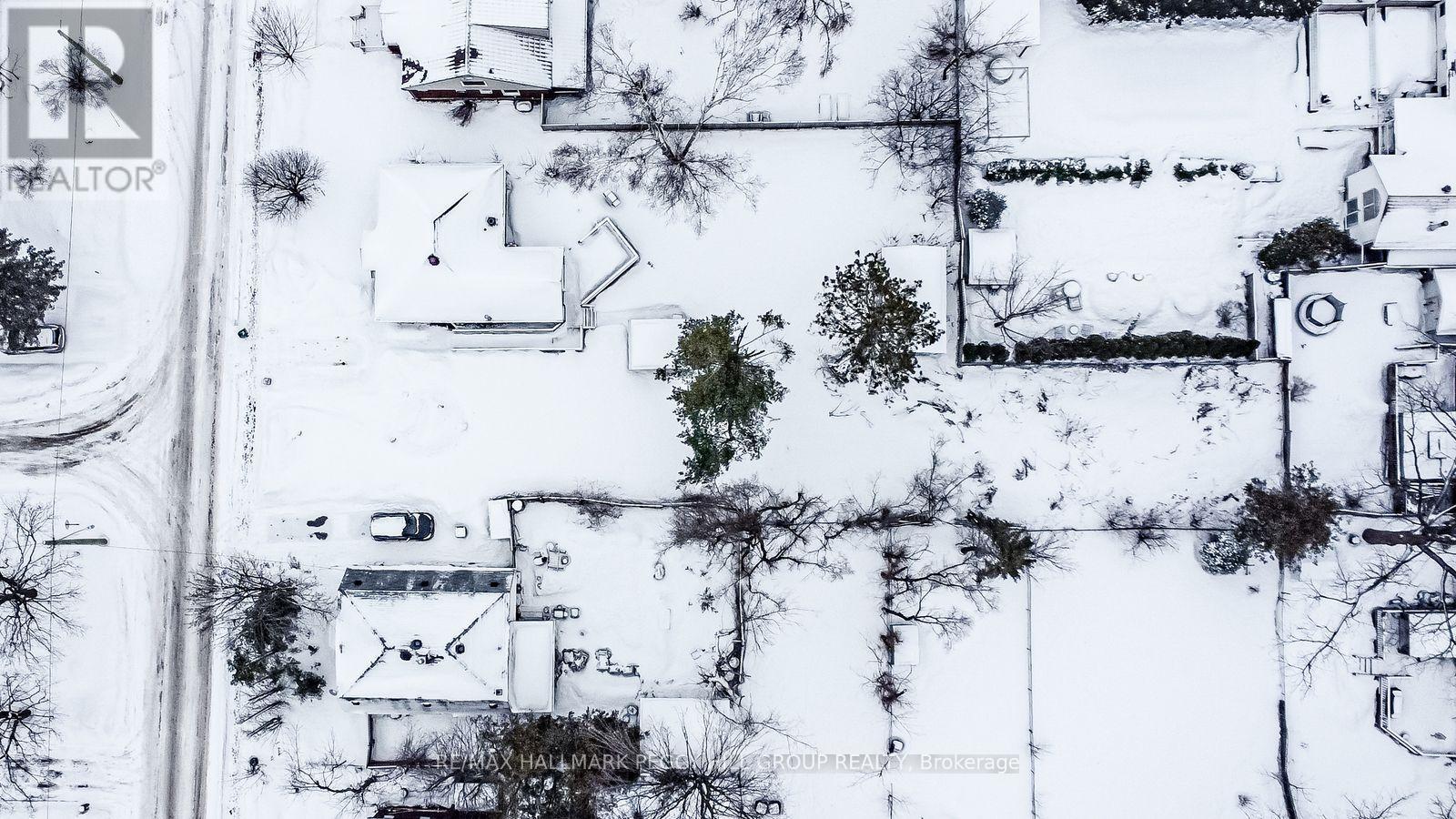 Plan 13 Parts 1 & 2 East Street, Barrie, Ontario  L4M 2N4 - Photo 4 - S12704840