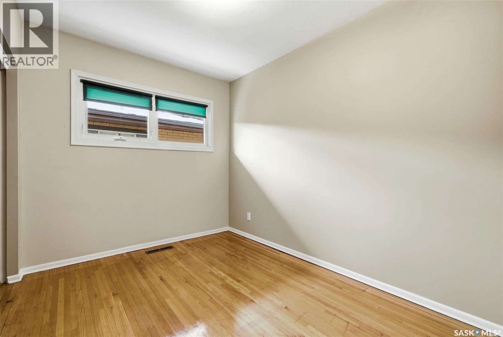 3213 Patricia Avenue, Regina, Saskatchewan  S4R 3V8 - Photo 15 - SK026986