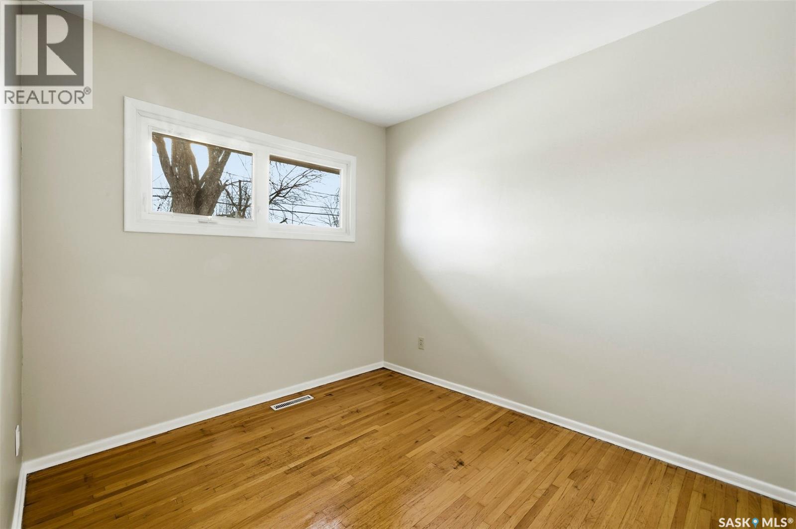 3213 Patricia Avenue, Regina, Saskatchewan  S4R 3V8 - Photo 17 - SK026986