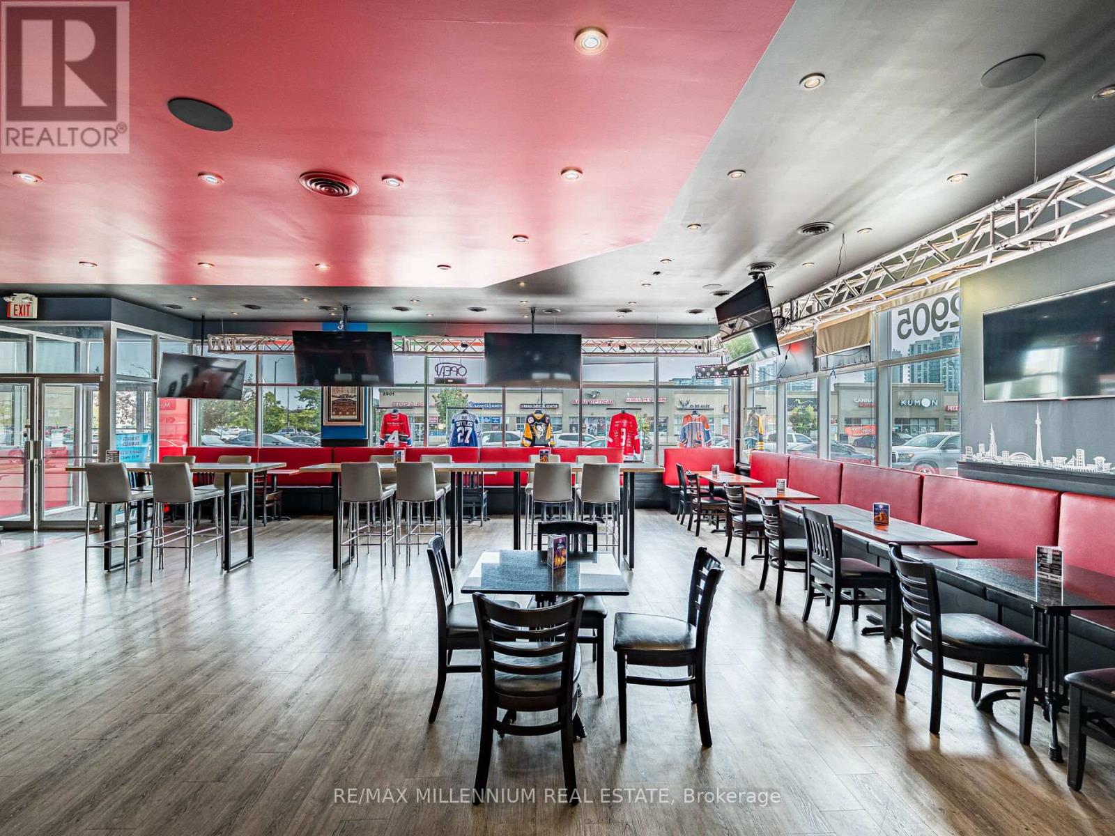 2905 Eglinton Avenue W, Mississauga, Ontario  L5M 6J3 - Photo 17 - W12704626