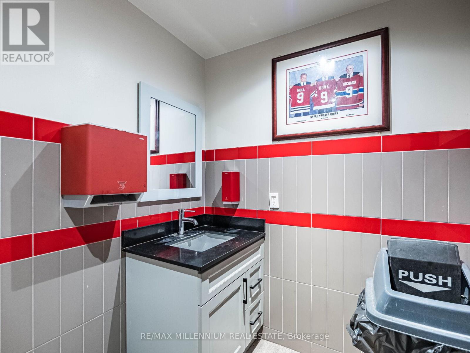 2905 Eglinton Avenue W, Mississauga, Ontario  L5M 6J3 - Photo 29 - W12704626